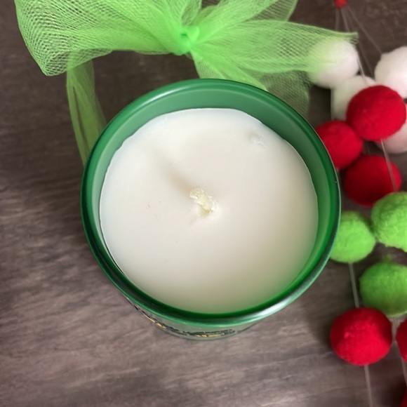 Grinch Candle - Picture 4 of 5